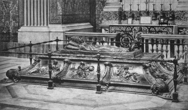 TOMB OF POPE SIXTUS IV